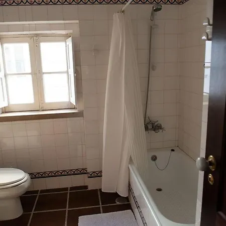 Oceanview Hideaway - 2 Bedroom In * Sesimbra